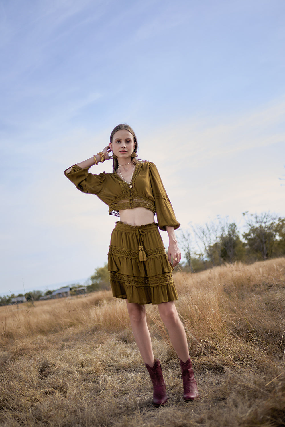 Ethical slow fashion. Free shipping. Easy Returns. Tulle and Batiste